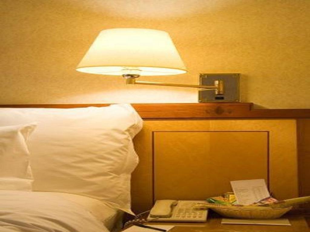 Hotel Sagar Castle Ratlām Oda fotoğraf