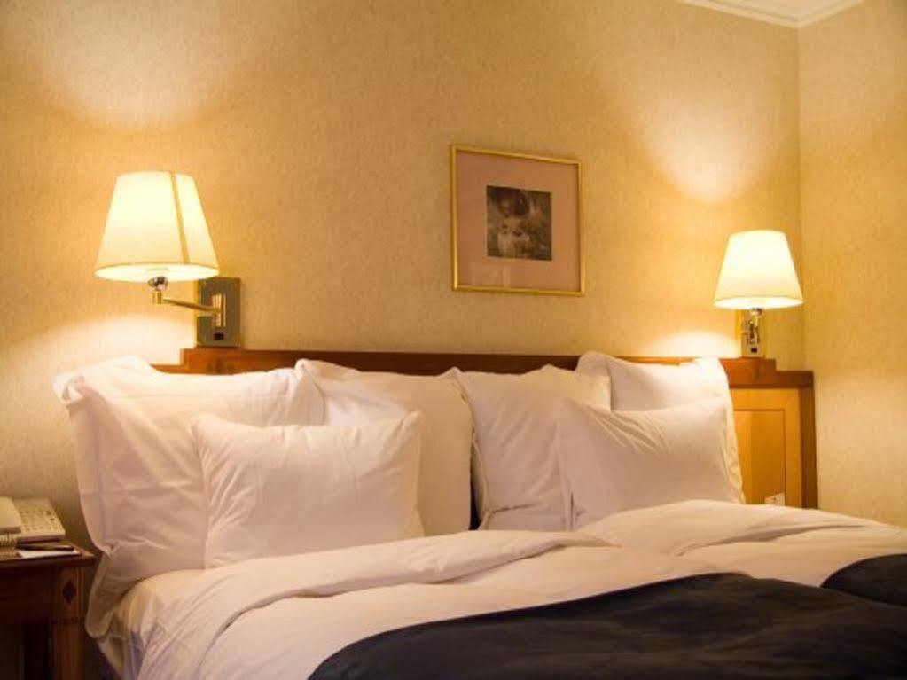 Hotel Sagar Castle Ratlām Dış mekan fotoğraf